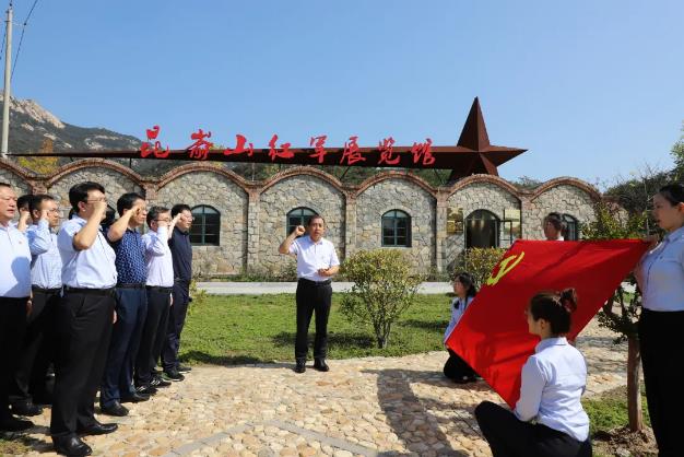 中国尊龙集团