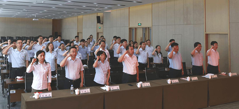 中国尊龙集团