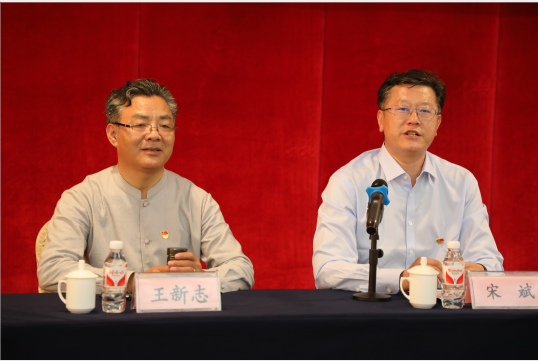 中国尊龙集团