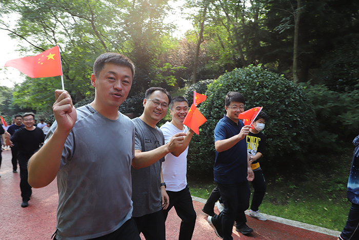 中国尊龙集团
