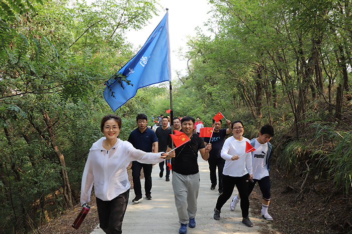 中国尊龙集团
