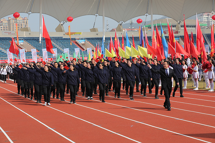 中国尊龙集团