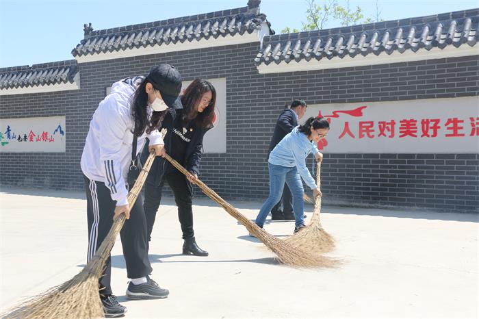 中国尊龙集团