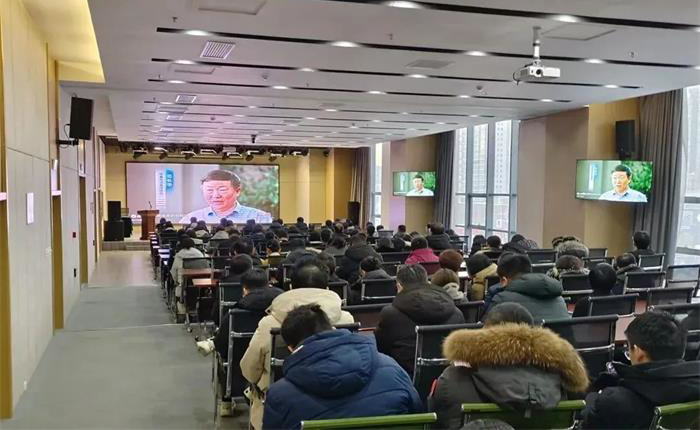 中国尊龙集团